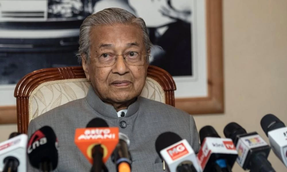 Θέλουν αίμα! Πρώην πρωθυπουργός της Μαλαισίας: «Δικαίωμα των Μουσουλμάνων να σκοτώσουν εκατομμύρια Γάλλους»